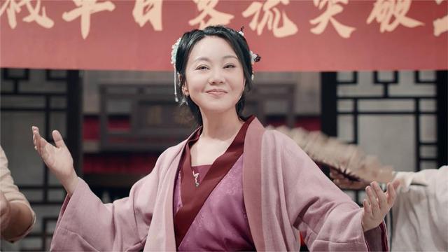 宁愿独自带娃,也要与邹伟离婚的闫妮,19年过去现状如何?