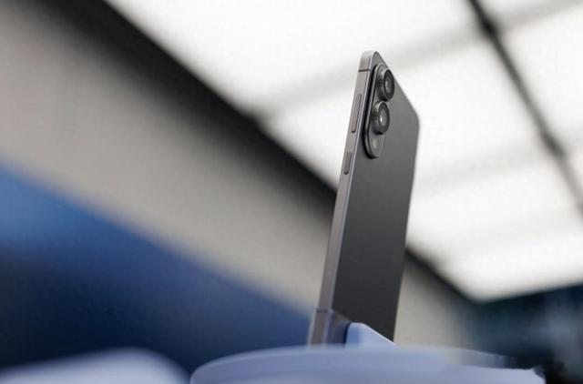 2025手机制造新版图:中国失守?印度、越南强势崛起!