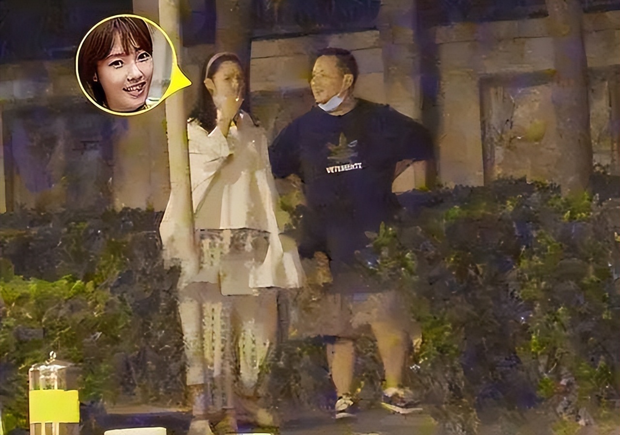 环球偶遇白百何一家！2婚老公个子矮皮肤黑，4岁儿子正脸曝光像爸