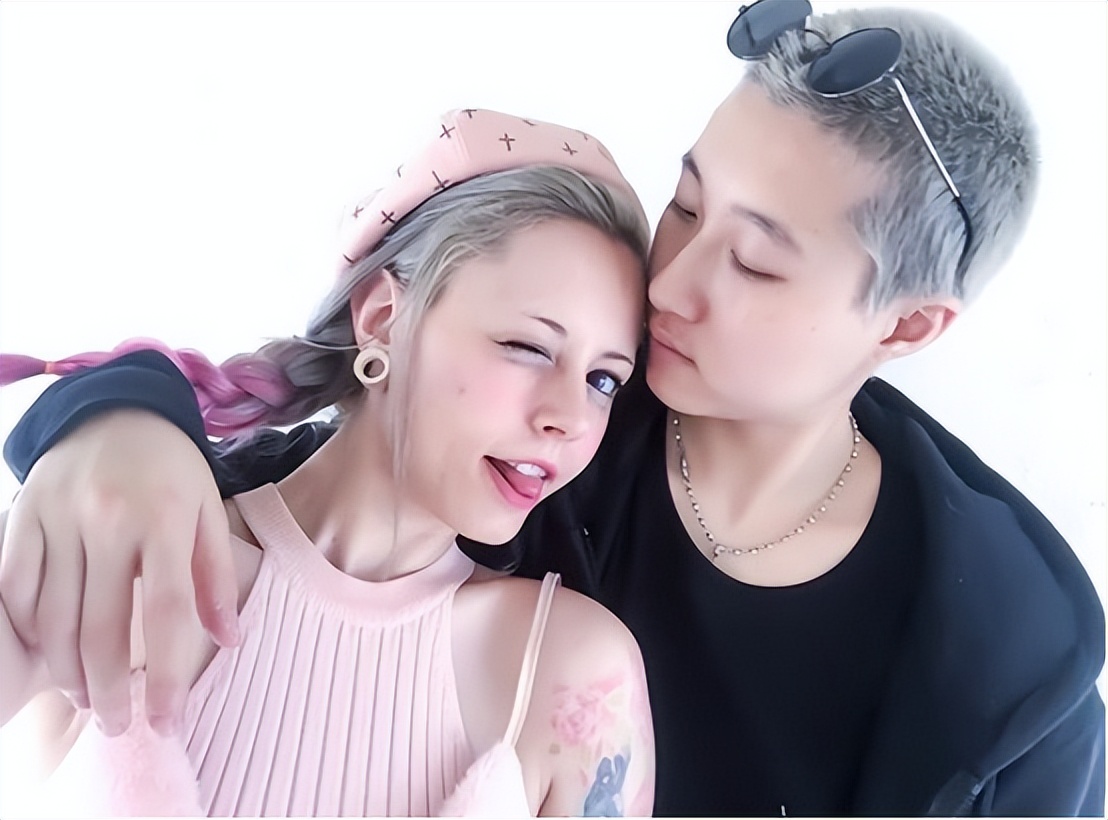 香港知名女星意外受伤，差点伤及眼球，因女儿与同性结婚反目7年