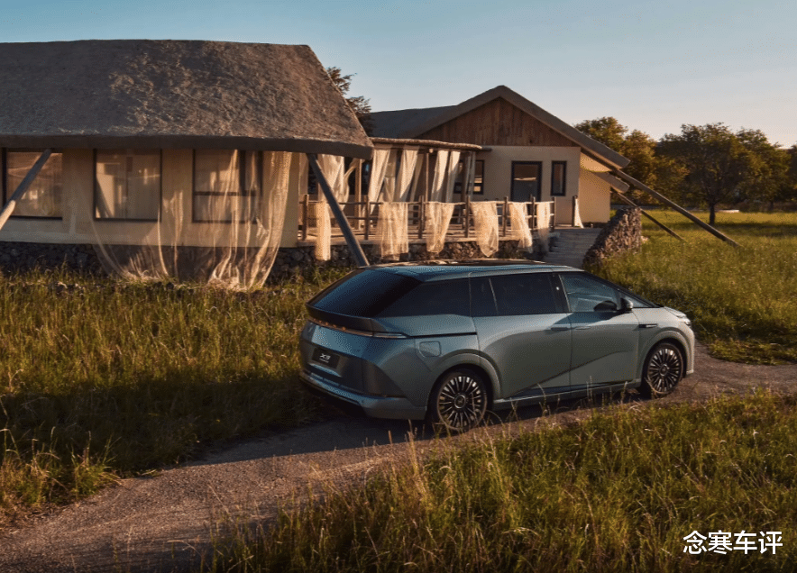 1.5T增程器+63.3度电池,小鹏X9增程版官宣,满油满电跑1602公里
