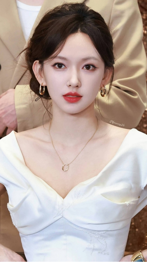 爆!程潇车银优被曝秘恋内幕,女方综艺嫌弃表情包出圈