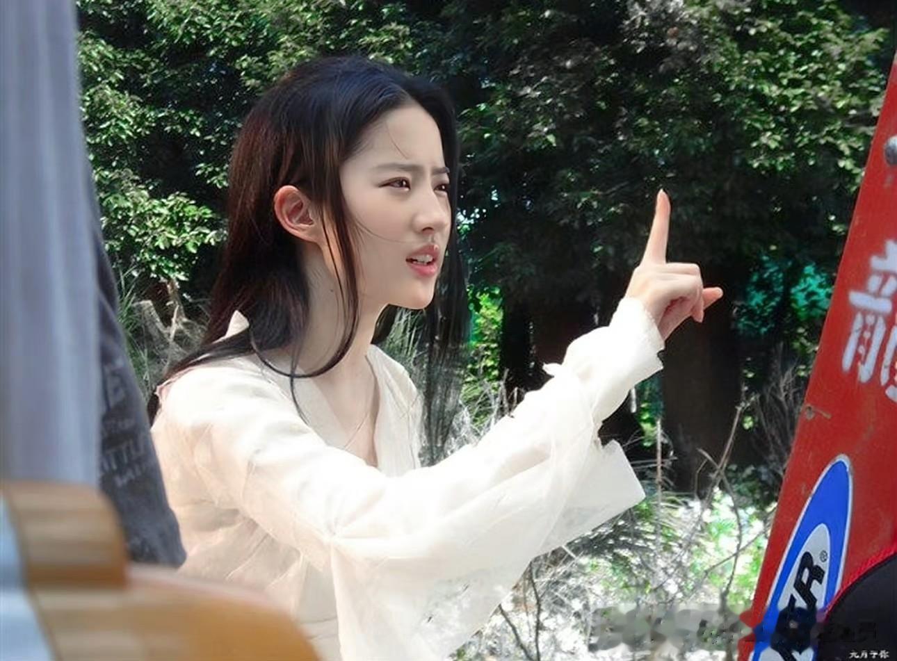 刘亦菲真的好美～太美了