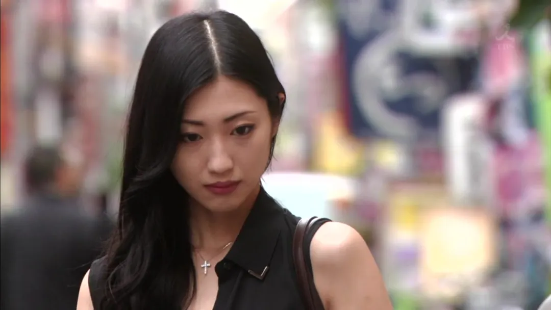 国民女神被捕，这次彻底塌了