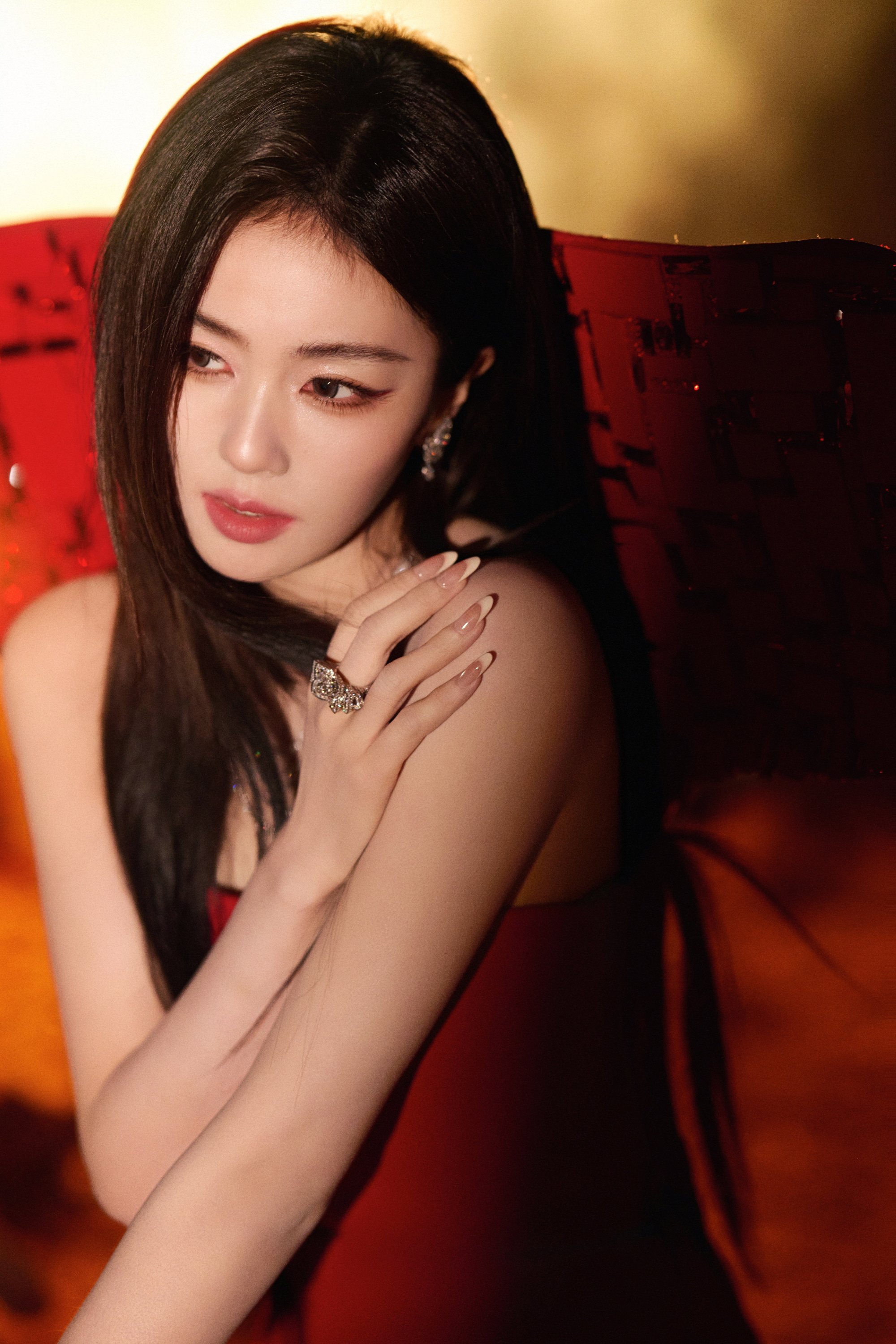 烈焰下白鹿抹胸连衣裙