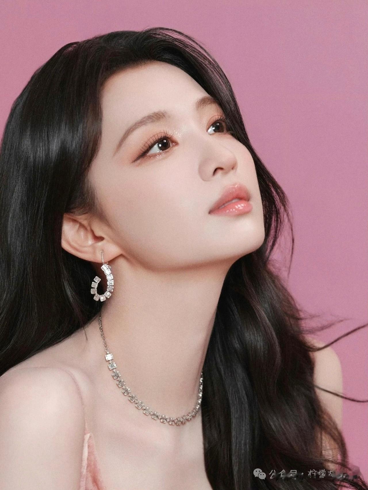 王楚然这个造型“魅”到极致！妖妃既视感