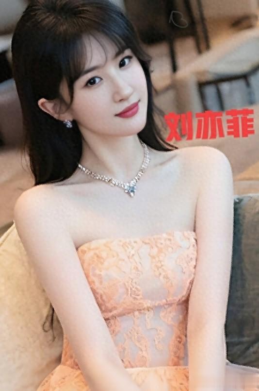 刘亦菲粉色造型惊艳绝伦气质优雅美的不可方物