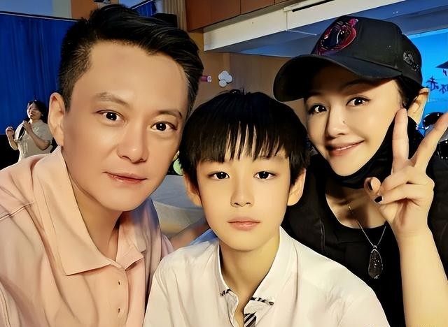 朱媛媛病逝引全网哀悼，曹颖患癌却惨遭谩骂，她做错了什么？