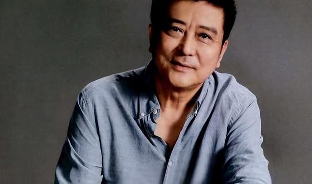 曾经的北影“男神”卢君，与陈肖依离婚31年后，今68岁的他怎样了