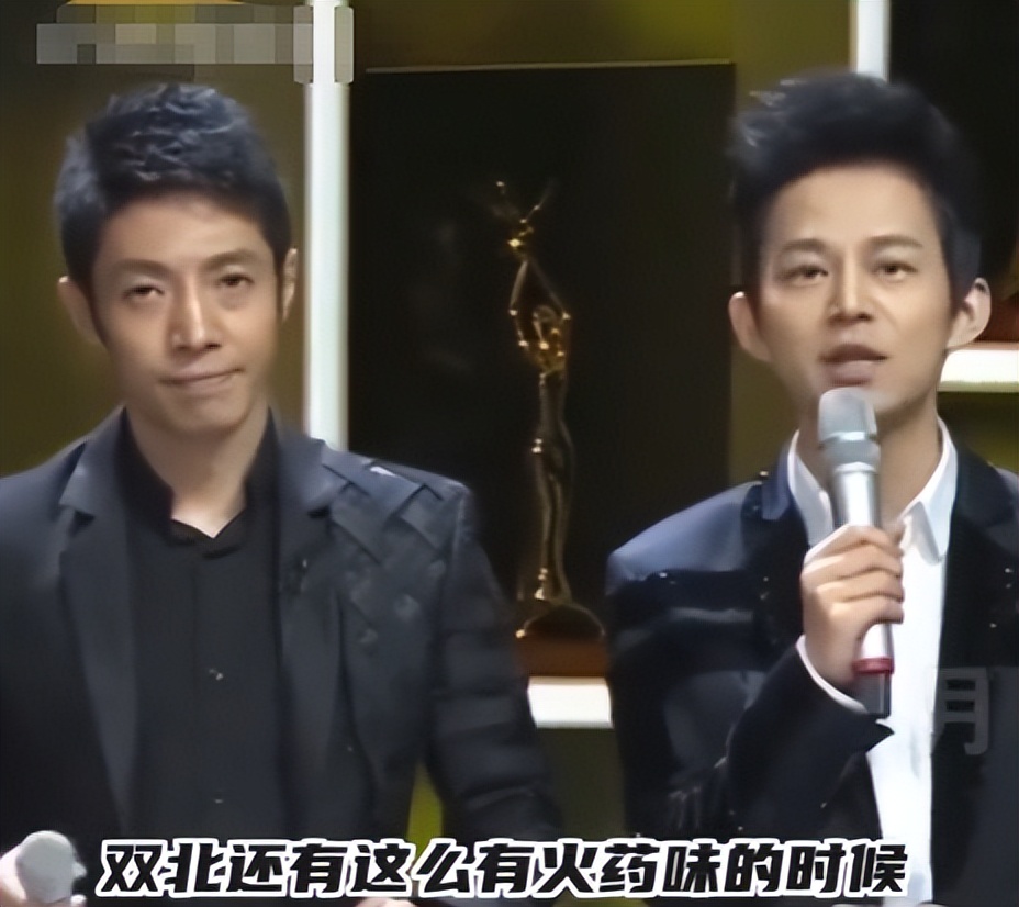 离春节不到俩月，尼格买提90秒获奖感言先火了，难怪主持11届春晚