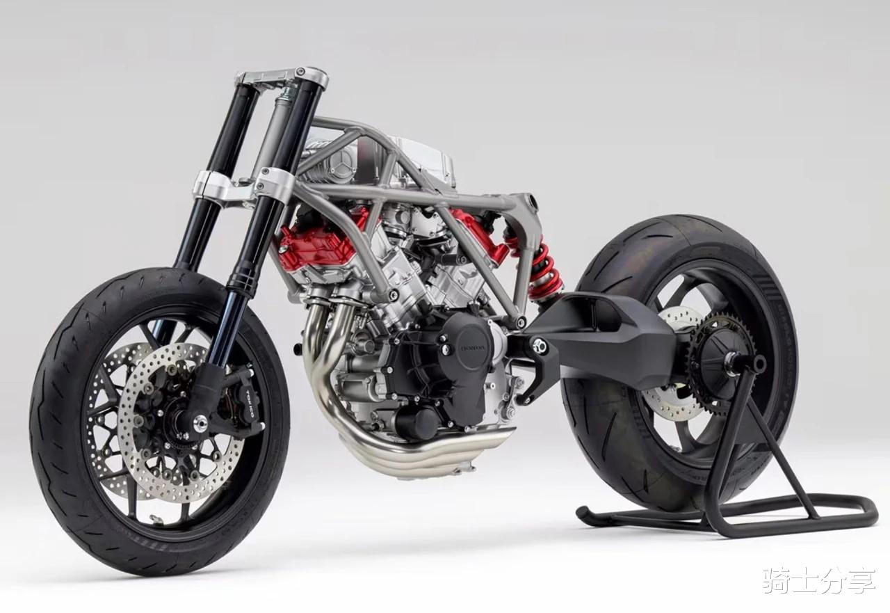 本田V型三缸摩托车，有望米兰车展首发，会有哪些看点呢？