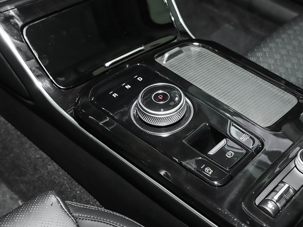 全新起亚K5长这样？前脸酷似领克03，入华国产还好卖？