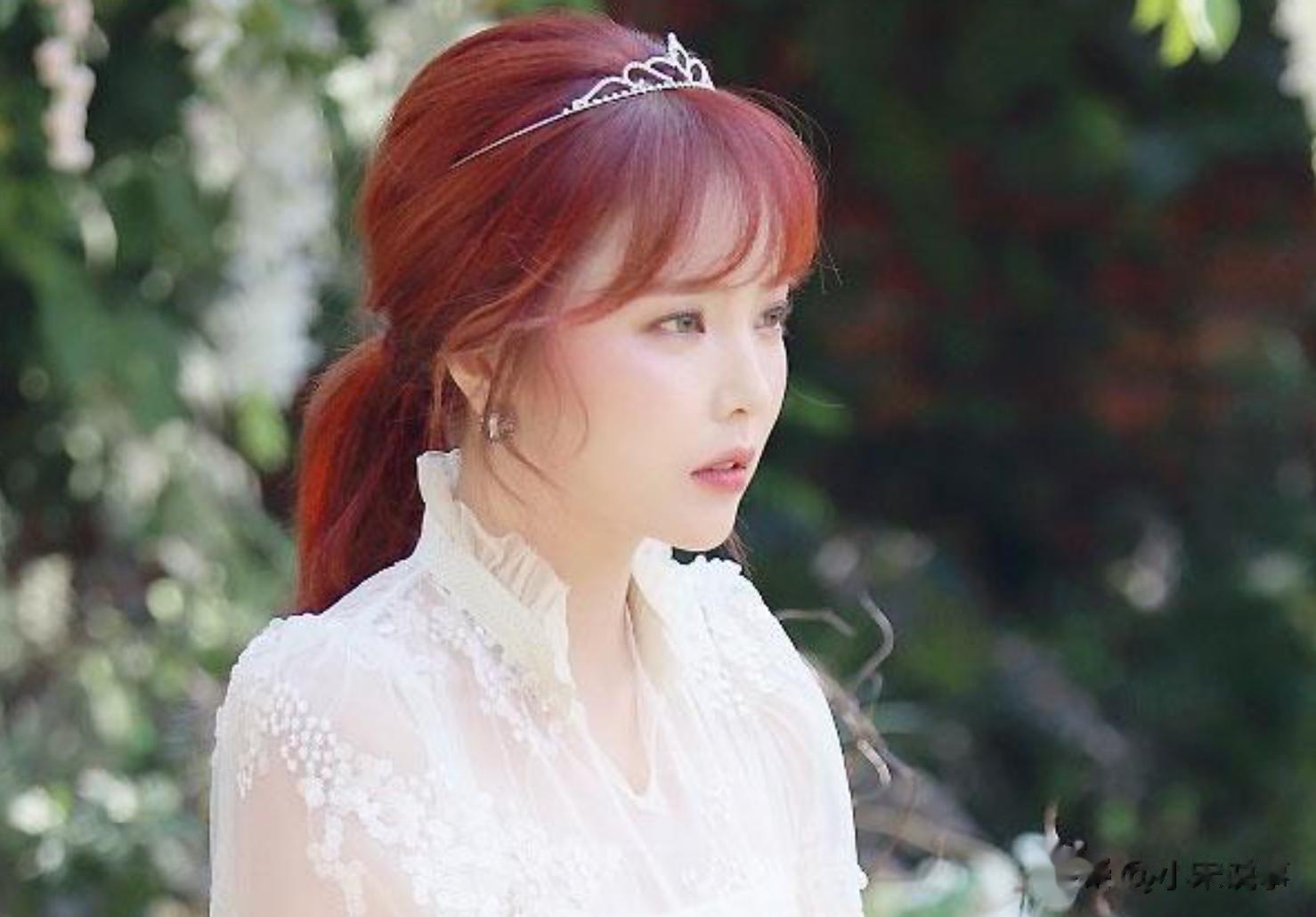 韩星洪真英复出疑似怀孕，因“大肚”照片冲上热搜，本人亲自回应