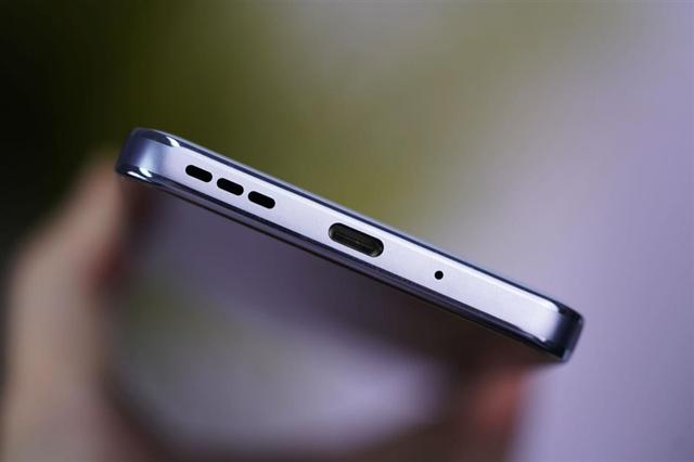 抗摔防水又大續航！聯想moto g100 Pro評測：千元價位罕見全能選手