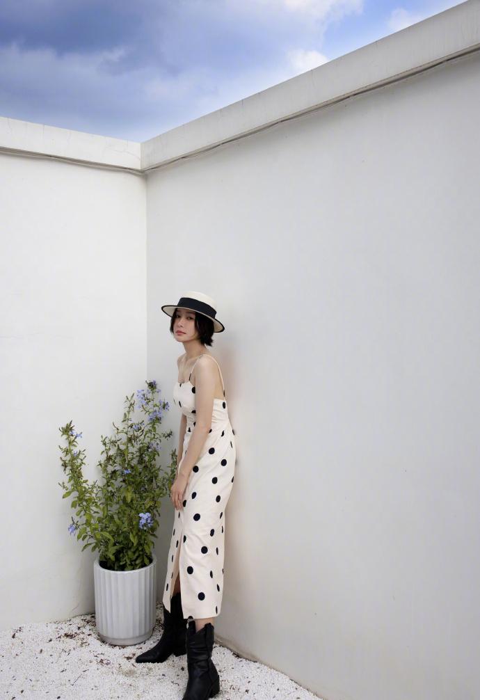 秦岚的田园生活好轻松惬意。