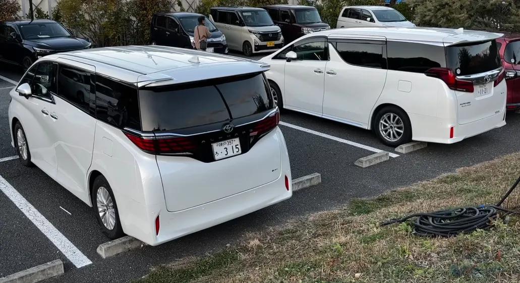 20万入门版埃尔法，它不是给老板准备，而是给理性用户留一条退路