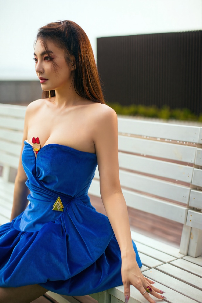 张雨绮美图赏析