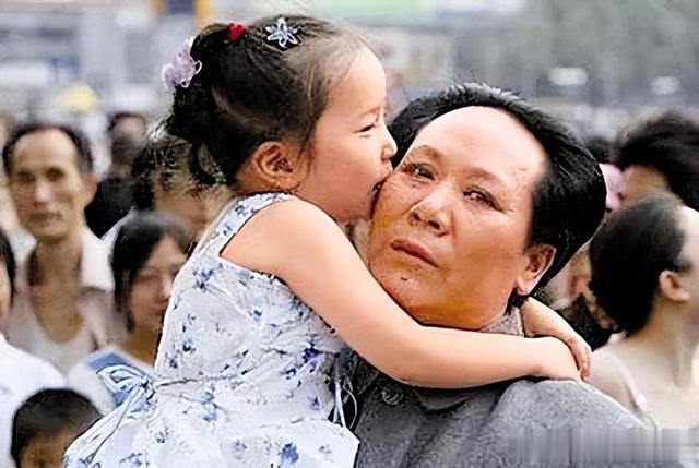 特型女演员陈燕：因长得太像，专门扮演毛主席，家人却难以接受