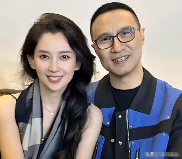 狐狸尾巴藏不住了！看森林北“炫富”，汪峰会不会后悔离开章子怡