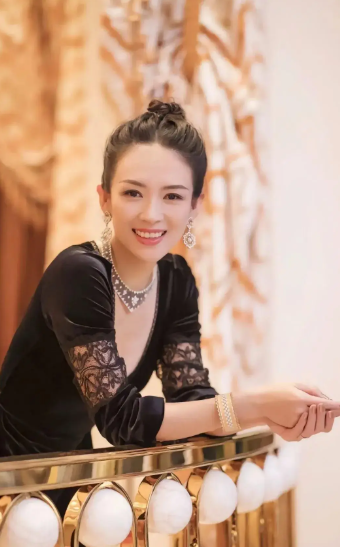 持续快20秒！章子怡终于得偿所愿，李安是关键，张艺谋也被提及