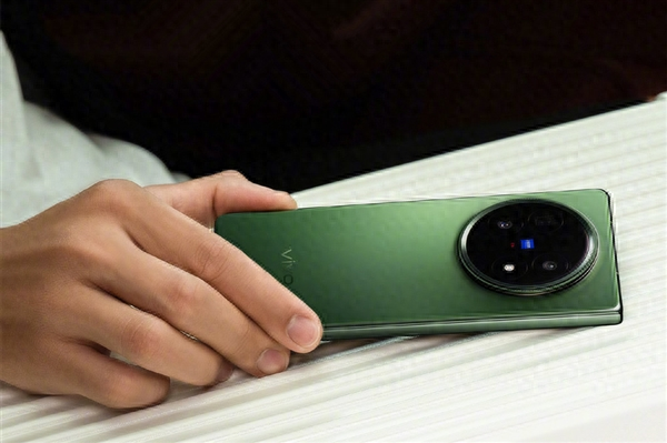 6999元！vivo X Fold 5明天首銷：史上最輕大折疊！