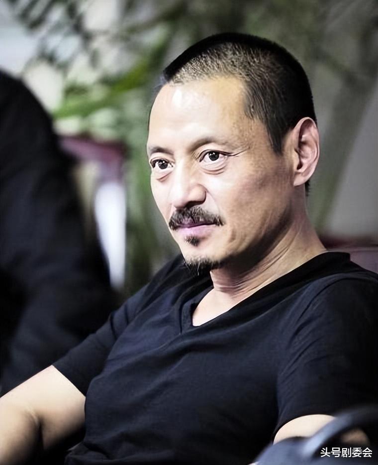 合作雷佳音没火,搭档刘亦菲没红,演完陈佩斯《戏台》,终于红了