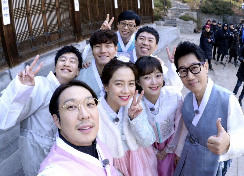 金钟国《RM》录一半报告婚讯！成员全傻眼：隐藏摄影机吗