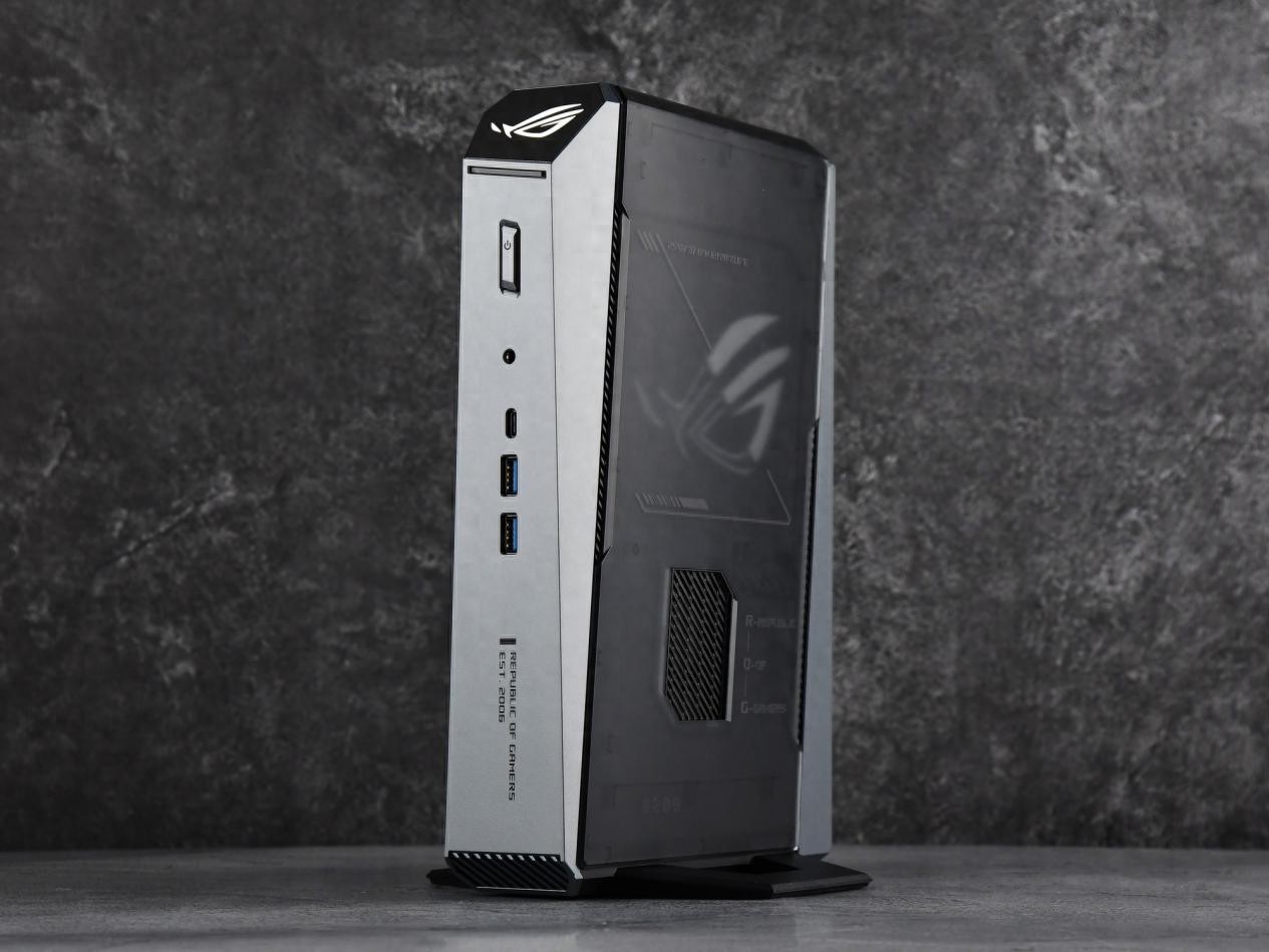 把X3D處理器塞進迷你主機是種什么體驗？ROG魔霸9 MINI評測