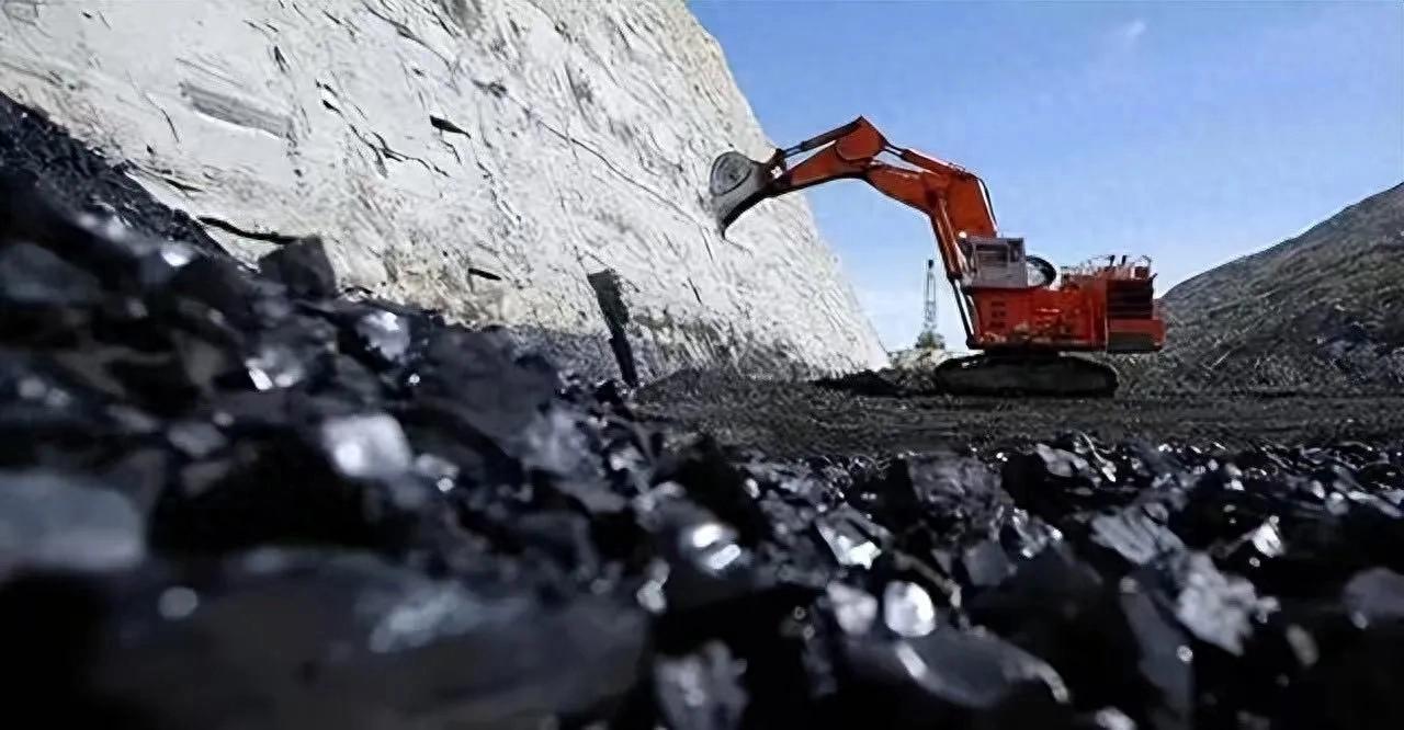 欧洲砸17亿建全球最大稀土厂，轻敌了？中国产能压顶或成致命坎。