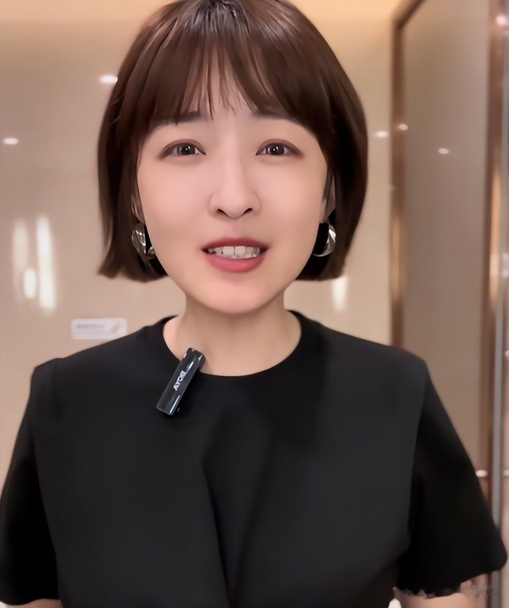 前央视美女主持，为家人离开央视4年，曾中度抑郁，33岁她后悔吗