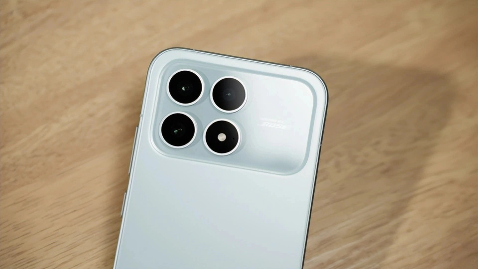 小米“更激進了”，16GB+1TB+7100mAh，頂配版旗艦售價再創新低