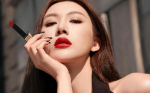 老婆给别人生孩子，还劝我要大度