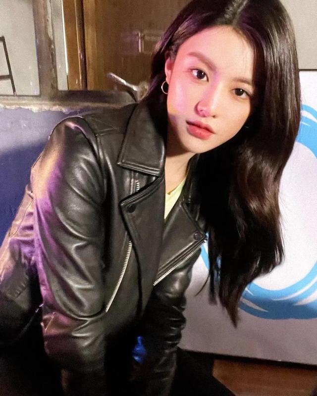 美图欣赏：高允贞