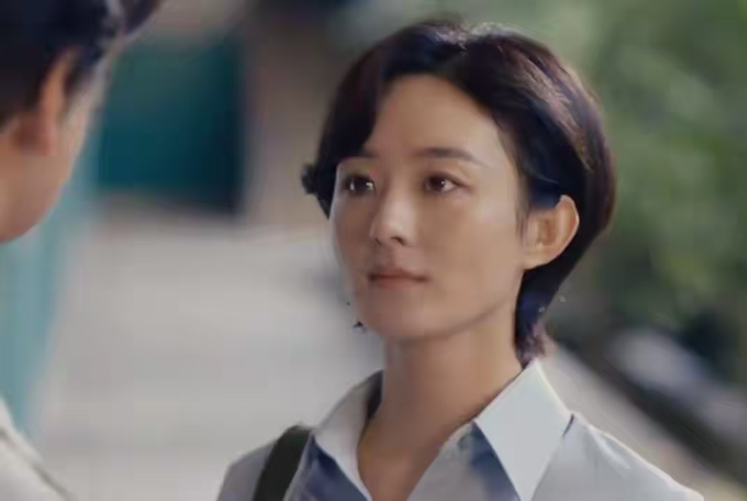 风水轮流转,曾经被嘲的杨幂和众星捧月的赵丽颖,如今口碑对了调