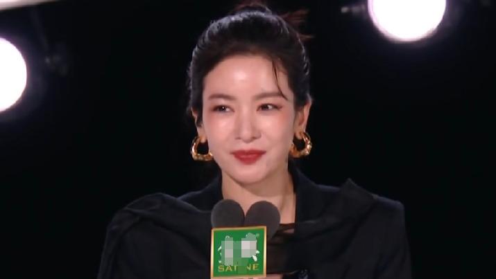 《浪姐6》10人成团，4人实至名归，一人成最大争议！