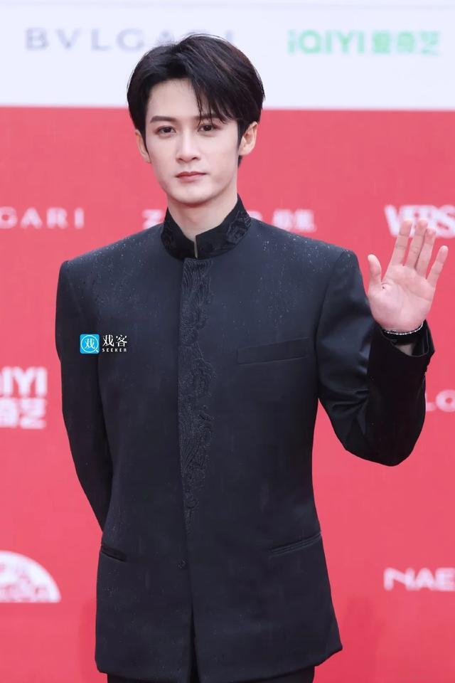 少年感十足的国民偶像洗牌，白敬亭9檀健次8吴磊7王一博6成毅第2