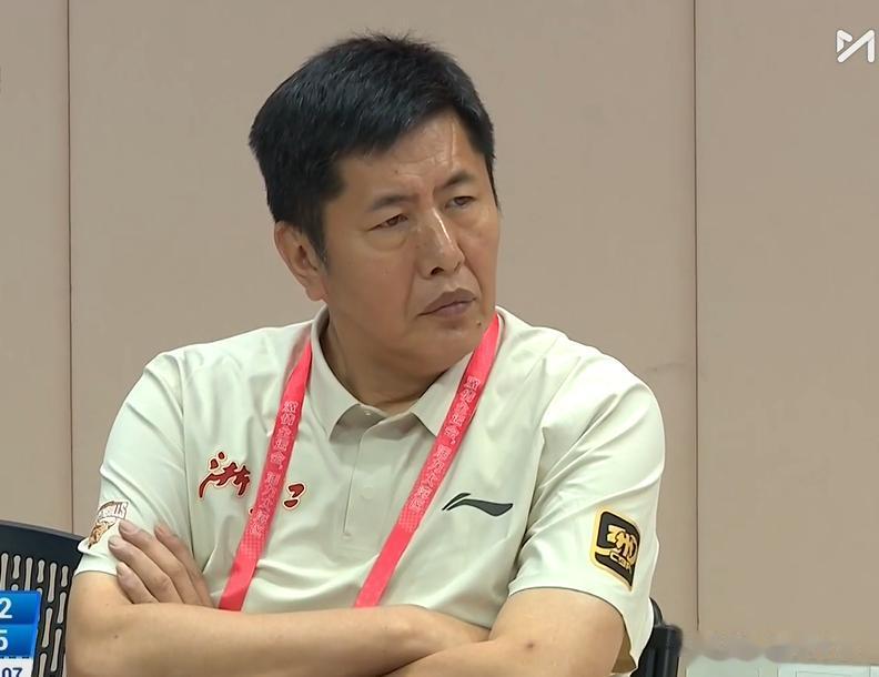 全运男篮-广东轻取山东,辽宁50分大胜,四川赢63分,丁伟抢风头