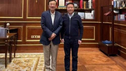 何小鹏余承东AEB之争早已翻篇，小鹏华为联合研发ARHUD