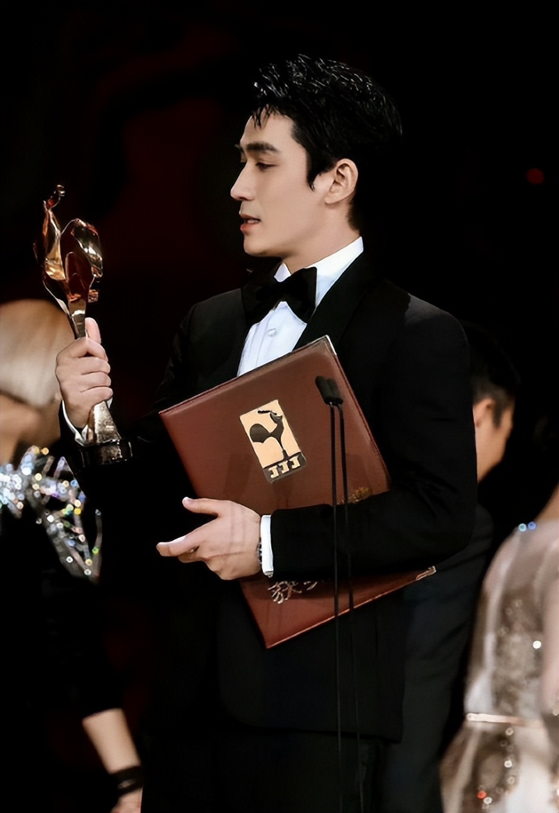 张艺谋的直觉是对的，2025金鸡奖即将揭晓，网友呼声出奇的一致