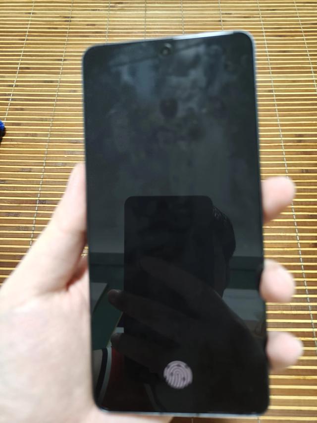 一加Ace 5首发入的,用到现在还是稳如老狗