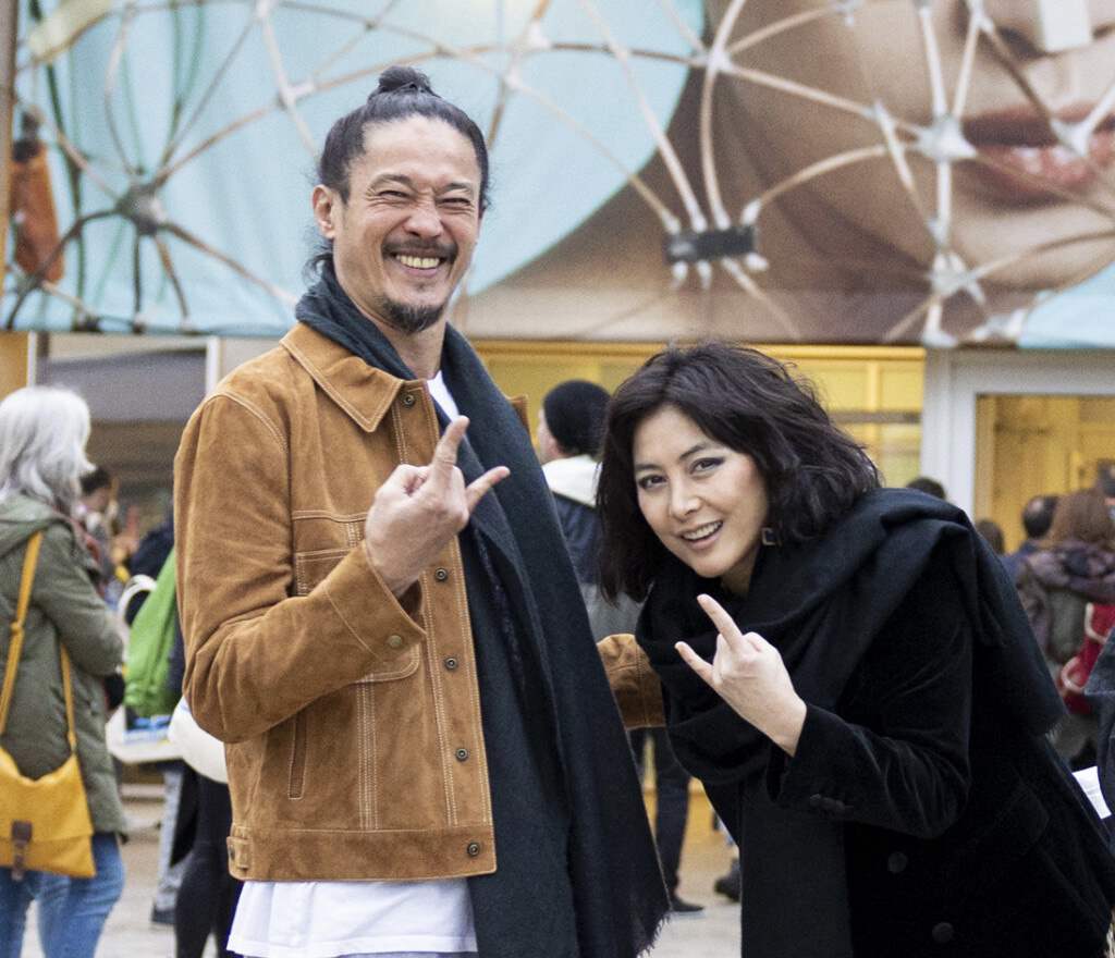 香港知名男星再度病重，赴美国接受手术，妻子宣布紧急停工