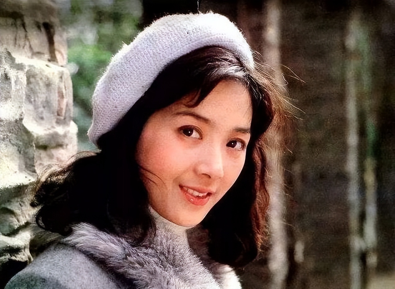 39年后，再看因流氓案“逃往”美国的龚雪，郭德纲说的话终于应验
