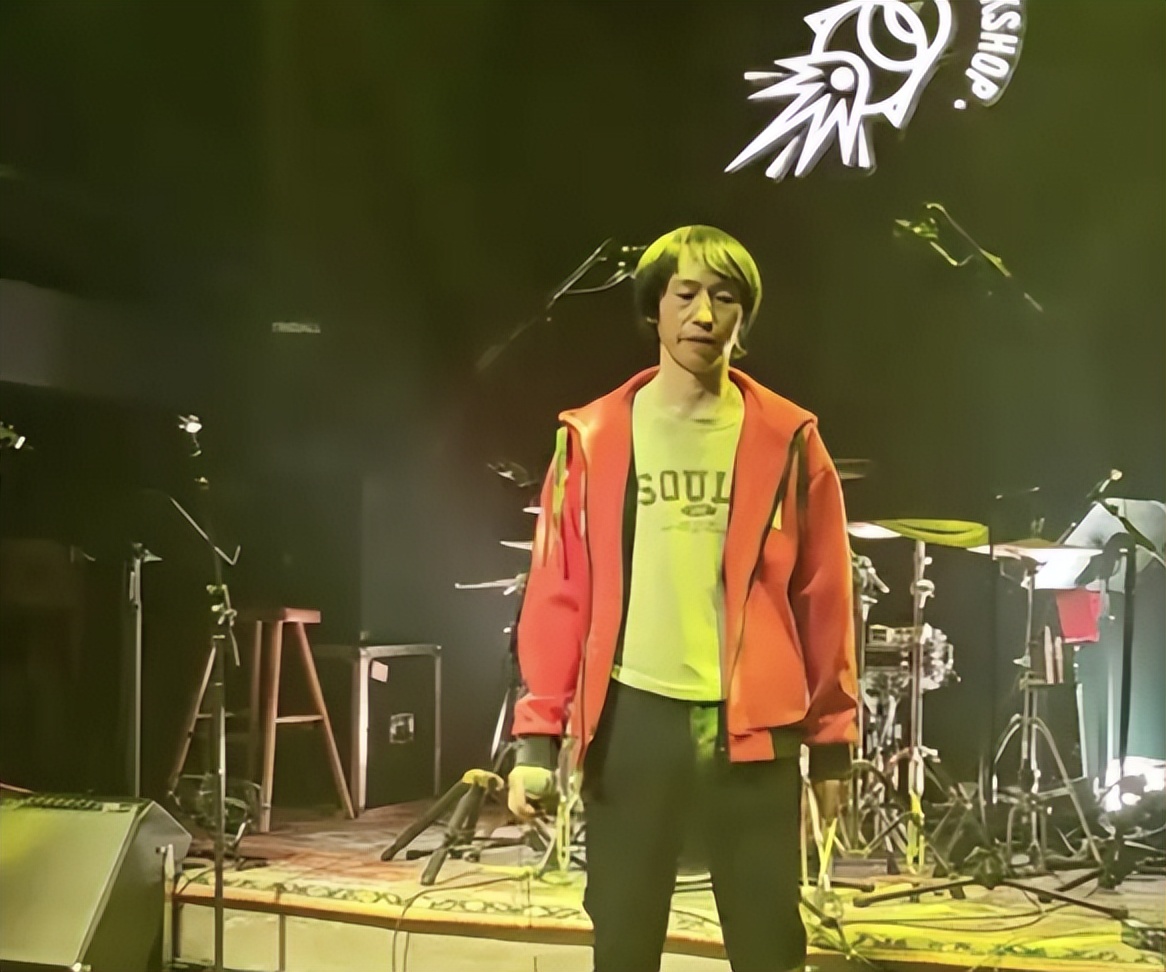 精神病风波后，庞麦郎被传将与龚玥菲完婚，背后原因被知情人揭开