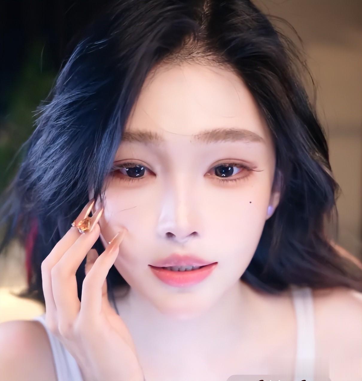 如果有个大哥也不会这样,女主播吐槽平台尺度,舞蹈水平无法施展