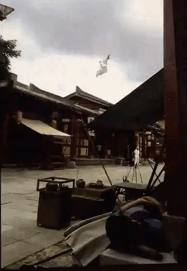 于朦胧是个很好，却很倒霉的人