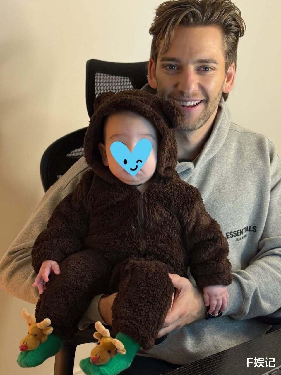 谢婷婷晒和老公多张恩爱合影庆周年纪念日 夫妻俩更甜蜜嘴对嘴亲吻