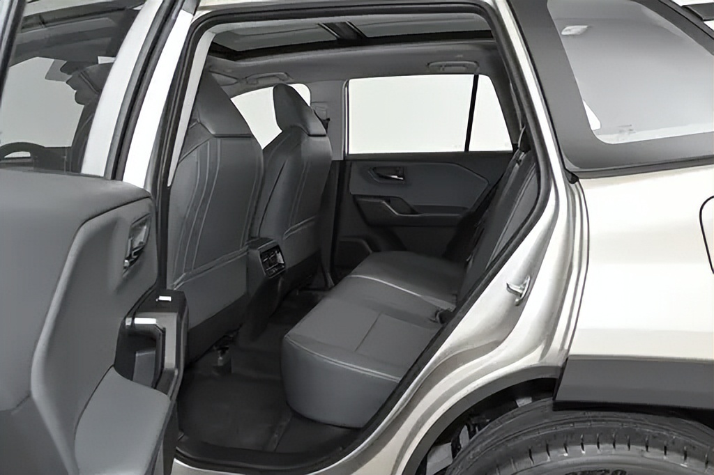 面对2026新规,这台大空间低能耗SUV直接“提前满足”!