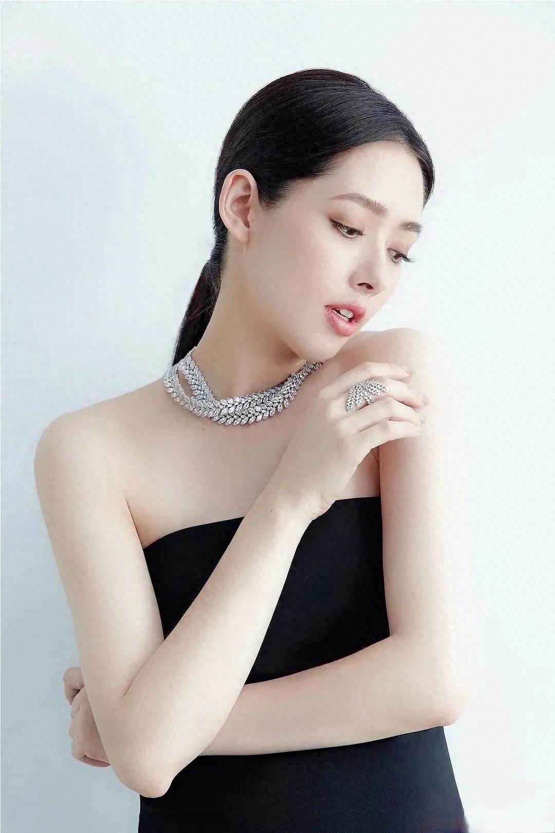 气质如兰,岁月沉香——郭碧婷的时光答卷!