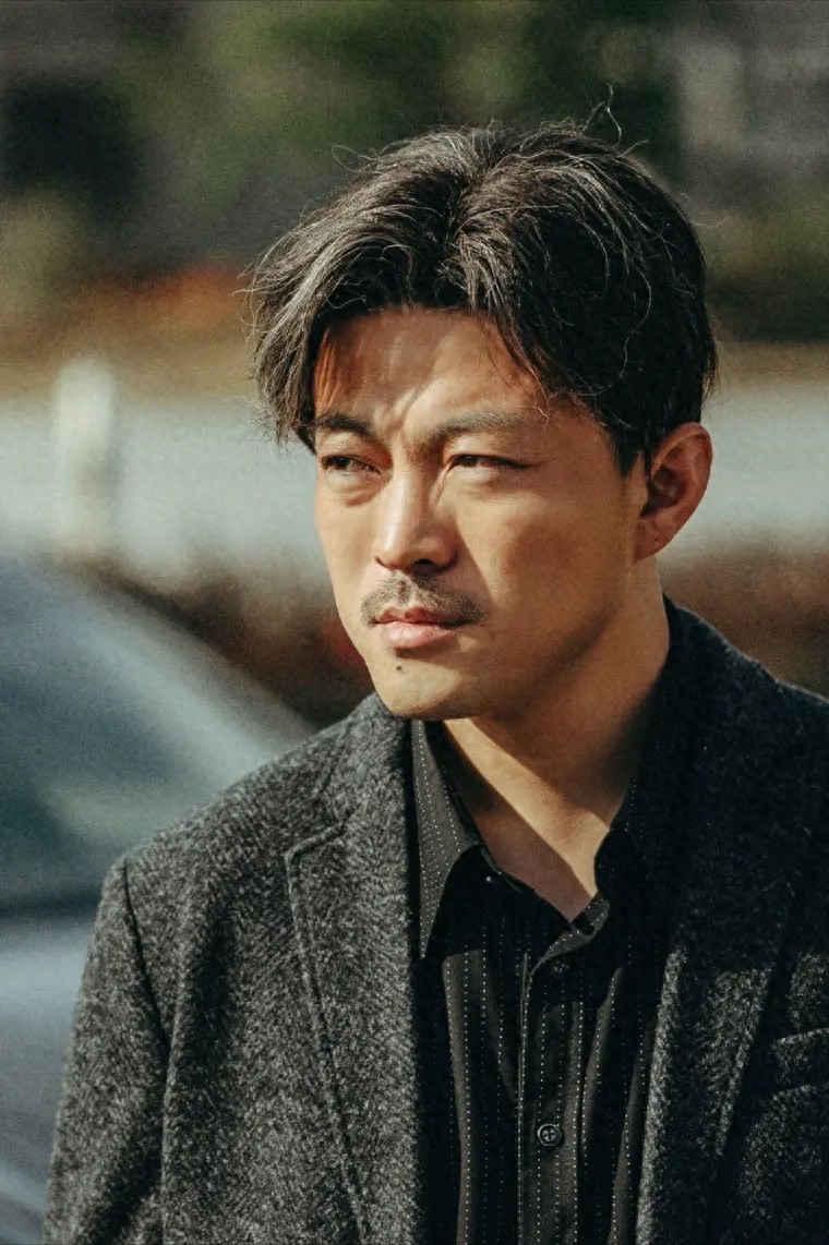 和闫学晶合作11次，私下几乎毫无来往，林家川才是真的人间清醒