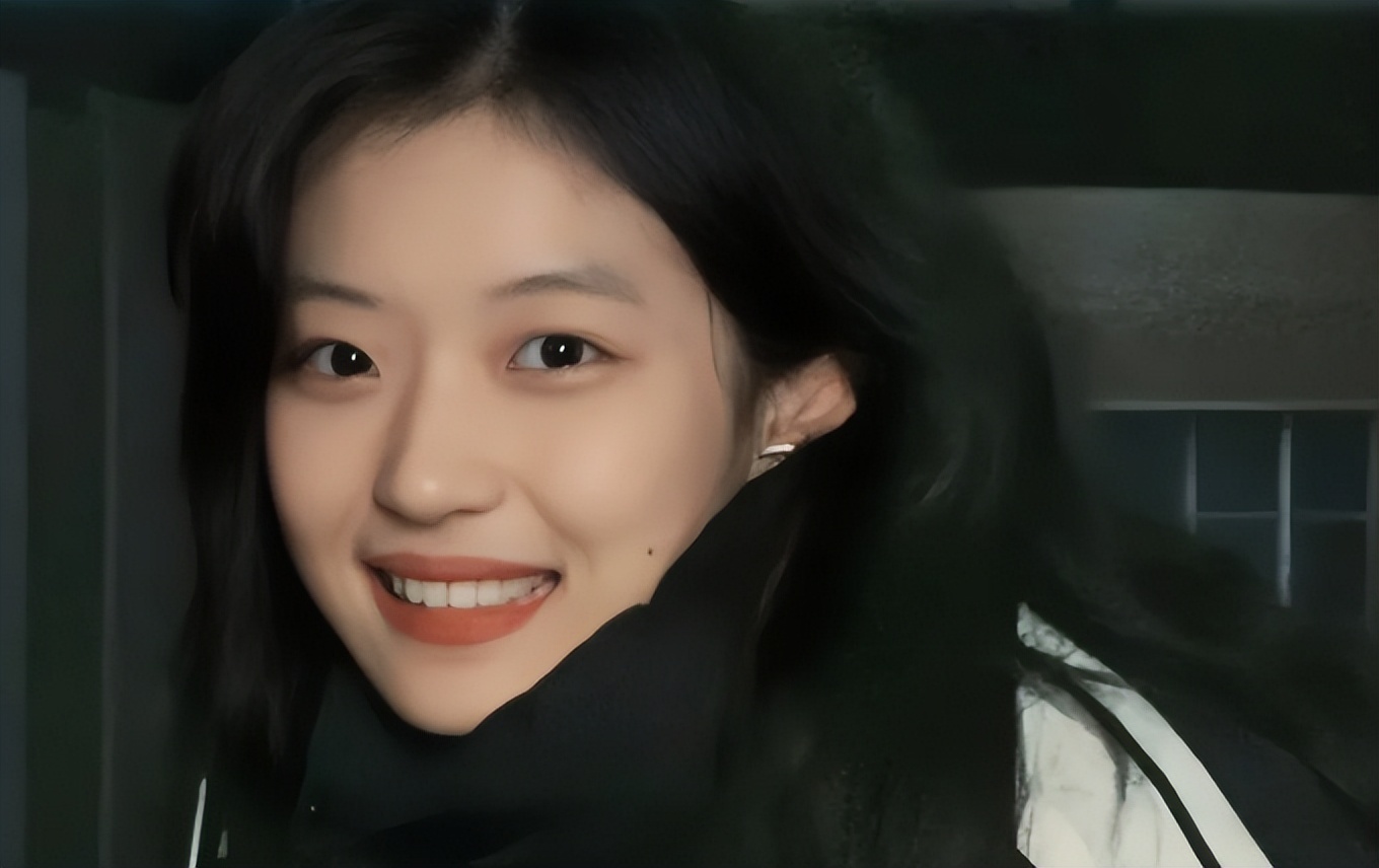 女主扑街女配爆火，才播3天全网800万人围观，37岁李纯打脸资源咖